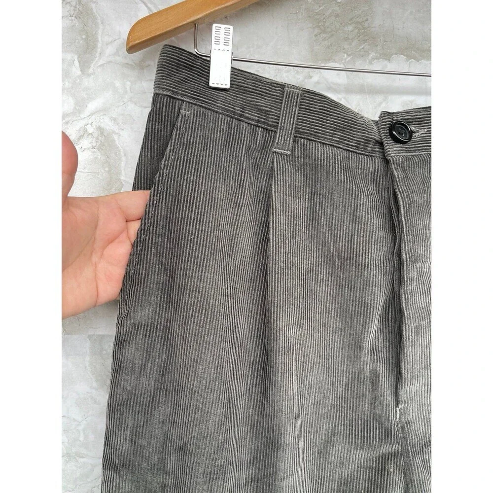 AMI Paris Tapered fit cropped broek van corduroy pants size small